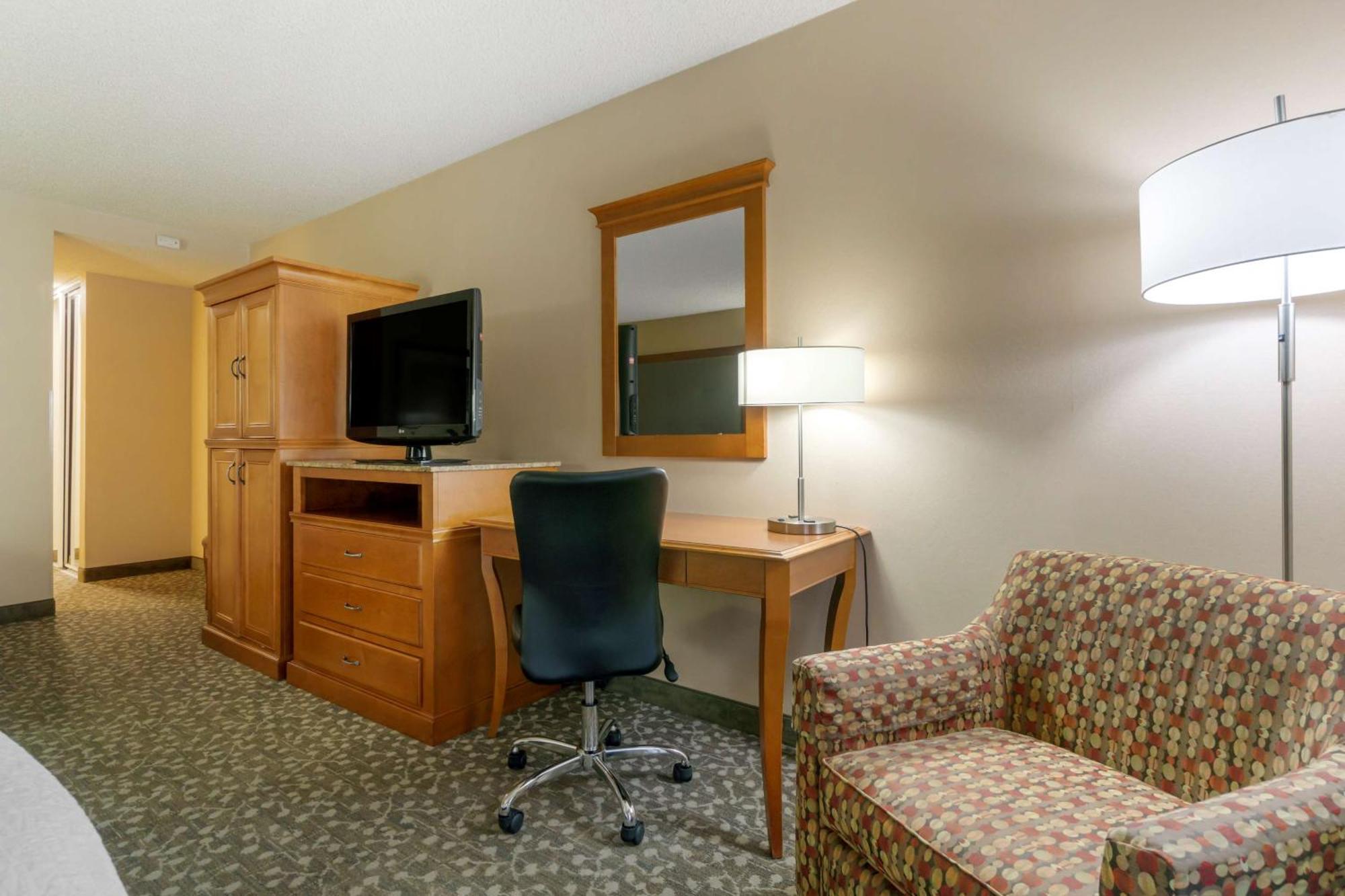 Best Western Plus Oak Harbor Hotel And Conference Center Eksteriør billede