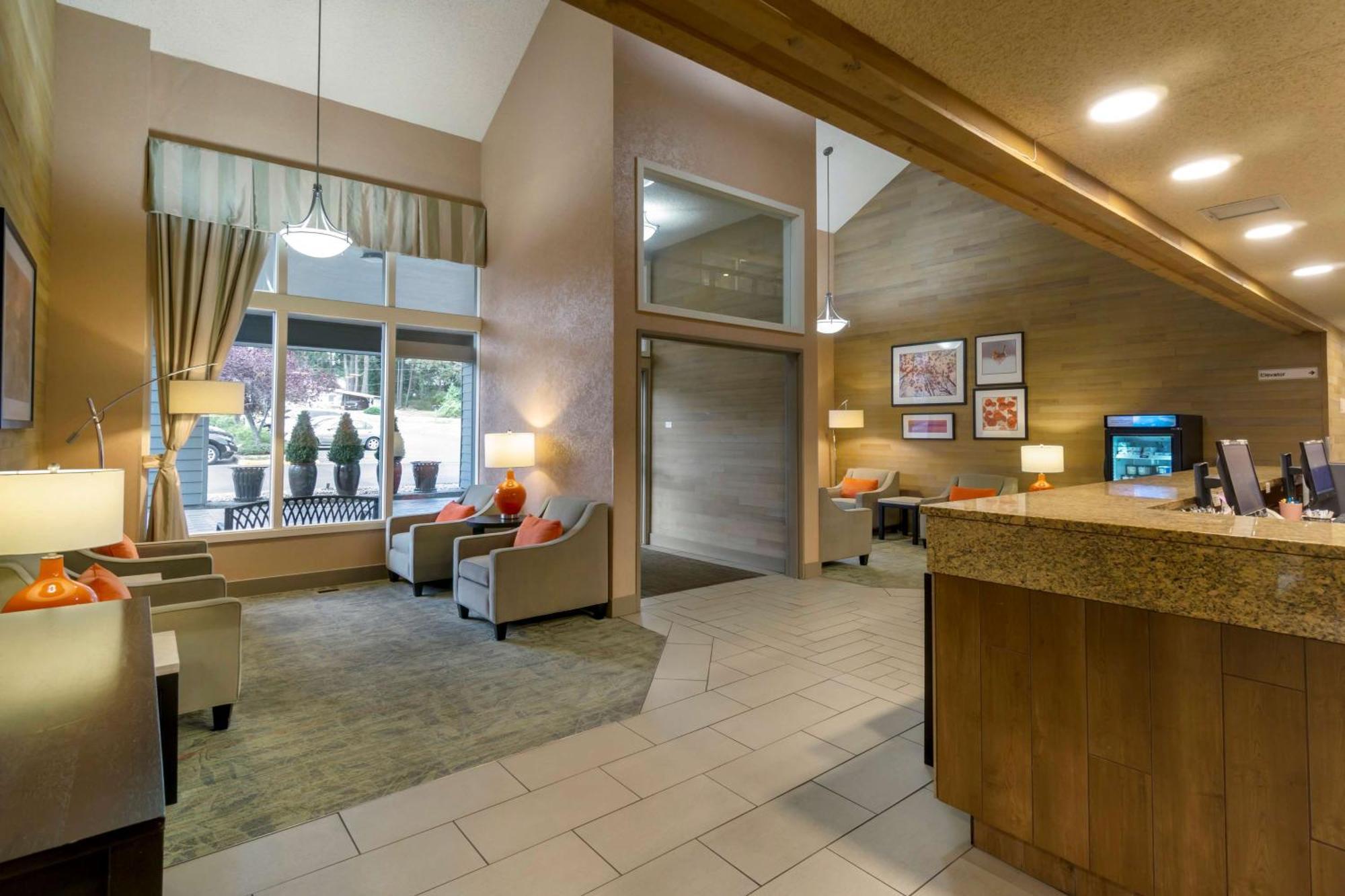 Best Western Plus Oak Harbor Hotel And Conference Center Eksteriør billede